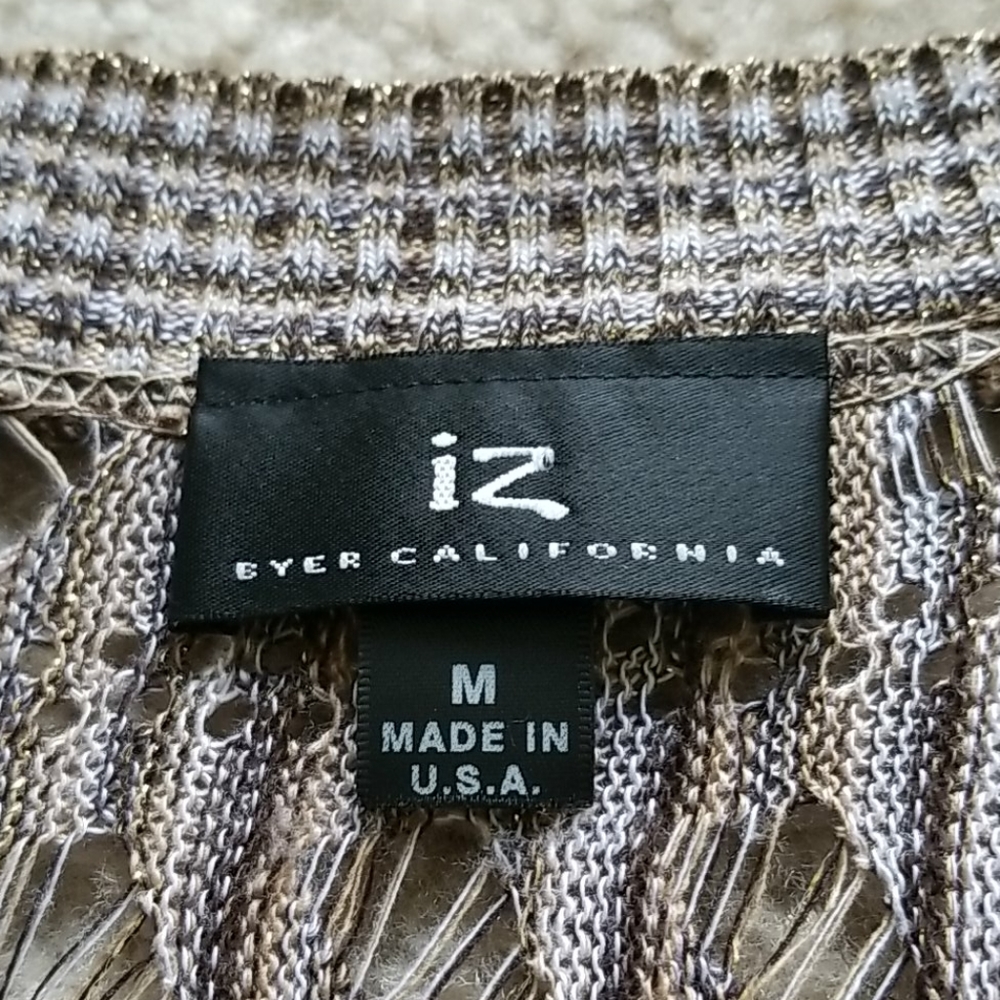 A Cute Cream & Brown Deep V sweater - Picture 2 of 4